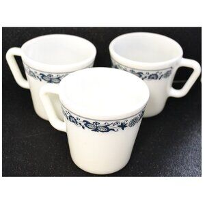 Vintage Pyrex Set Of 3 Coffee Cups Old Town Blue Pattern